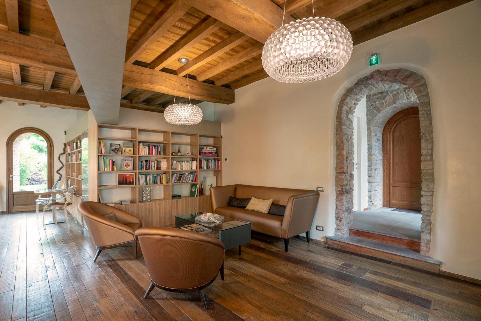 Il Borgo - 1711 Luxury Guest House Arlate Exterior foto